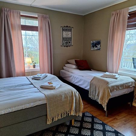 Privat Leilighet Pa Gard Med Badstue Og Nordlys Narvik Kültér fotó